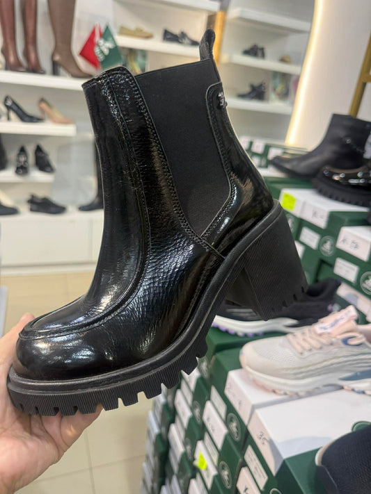 Venus брэндийн хагас өсгийтэй, богино түрийтэй эмэгтэй хавар намрын гутал